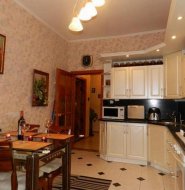 Продается: многокомнатная квартира на ул. Тургенева в Геленджике